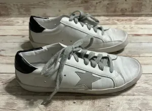 White Sneakers Size 8.5 Women's Shoes Walking Trendy thumbnail 1