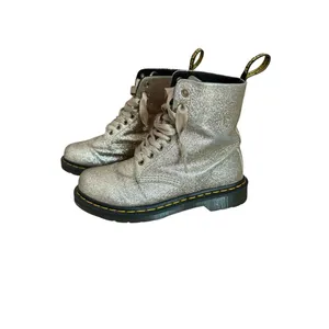 Dr Martens 1460 Pascal Glitter Boots Palegold Womens Size 7 thumbnail 2