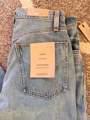 NWT Hudson Wide-Leg Jeans  thumbnail 6