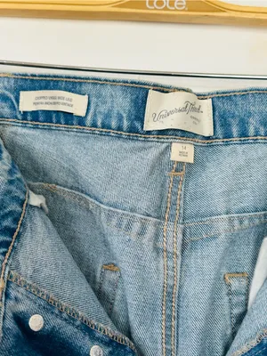 Universal Threads Light Blue High-Rise Wide Leg Distressed Jeans thumbnail 6