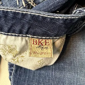 BKE Buckle Mid Rise Dark Wash Distressed Embellished Bootcut Kate Jeans Size 30 thumbnail 7