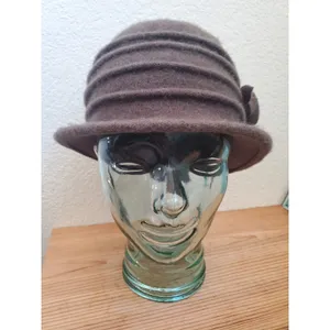 Art Deco Felt Wool Hat Floral Flower Winter Bucket Cap Hat Adult Retro OSFM thumbnail 2