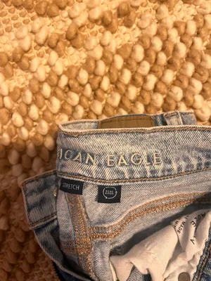 American eagle jeans thumbnail 2