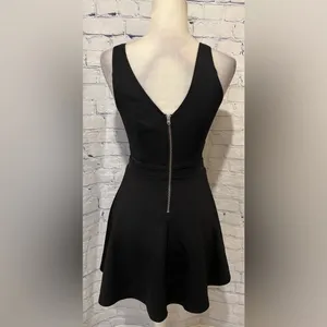 Abercrombie & Fitch Black dress Mesh Sides And Zipper Back Size Small thumbnail 5