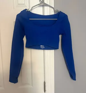 Amazon Long sleeve workout top thumbnail 1