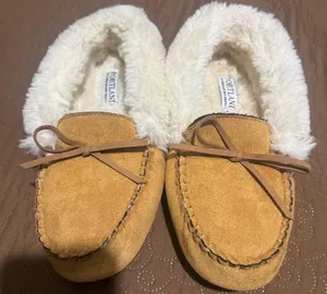 Porland boot company Women's Tan Suede Slippers Yellow Size 7 thumbnail 1
