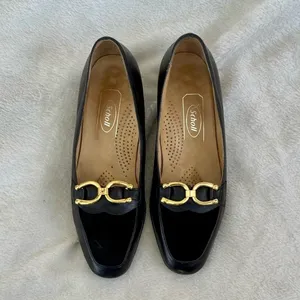 Vintage Scholl Heeled Loafers Size 6.5 thumbnail 2