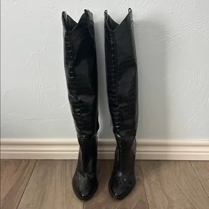 Black Guess Faux Alligator Skin Leather Knee-High Boots NWT thumbnail 3