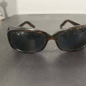 Oscar de la renta Stylish Tortoiseshell Sunglasses Frames.  Frames only thumbnail 8