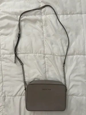 Crossbody thumbnail 1