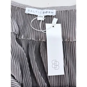 Baltic Born Maxi Dress Grey Micro Pleated V-Neck Short Sleeve XXXL thumbnail 6