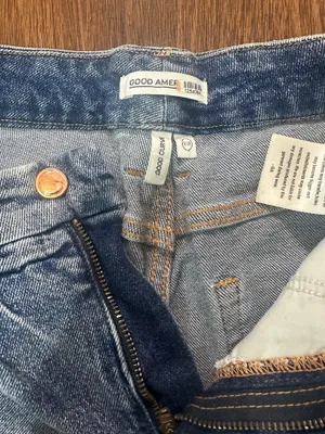 Good American Jeans Curve Good thumbnail 2