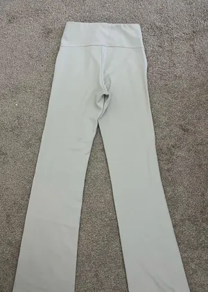 Lululemon Pants thumbnail 3