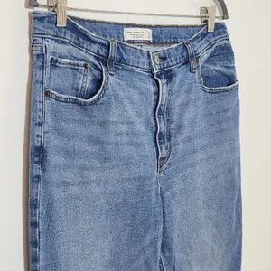 Abercrombie & Fitch 90s Slim Straight Women's Jeans Size 14 Short A&F Denim thumbnail 2