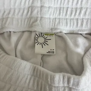 Aerie white terry shorts with pockets thumbnail 3