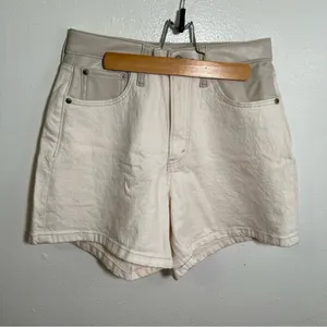 Abercrombie & Fitch Women's Size 27/4 The Dad Short High Rise White Faux Leather thumbnail 3