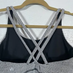 Lululemon Women 12 White Black Houndstooth Energy Sports Bra Athletic Workout thumbnail 6