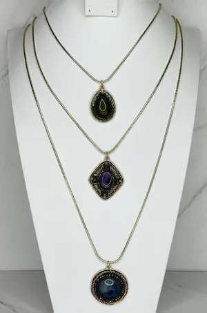 Chico's Layered Gold Tone Necklace Stone Cabochon Pendants ✨ thumbnail 1