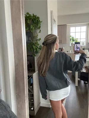 Nike Dark Gray Crewneck Sweatshirt (Size Medium) thumbnail 2