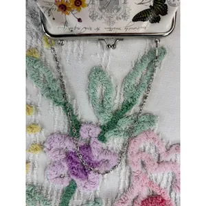 Vintage Style Butterfly‎ Floral Kiss Lock Frame Bag Cream Crossbody Chain Strap thumbnail 2