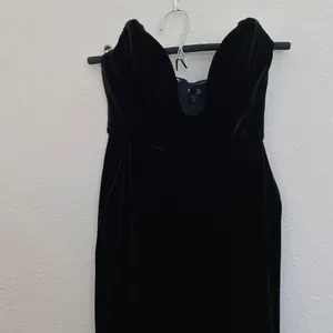 NBD x revolve black‎ strapless velvet jumpsuit NBD Kona Jumpsuit Black size XXS thumbnail 4