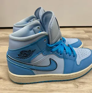 Nike Air Jordan 1 Mid Blue Sneakers thumbnail 3