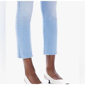 MOTHER The Mid Rise‎ Dazzler Crop Fray Jeans Sun Kissed Light Wash Size 25 thumbnail 2
