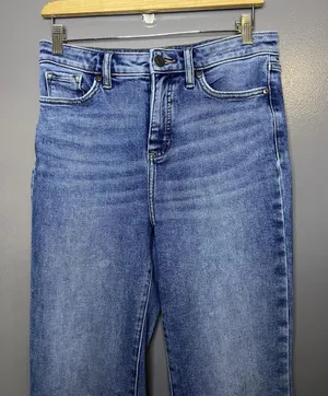 LC Lauren Conrad Super High Rise Flare Jeans Womens 6 Medium Wash Blue Denim thumbnail 1