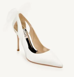 Badgley Mischka Kinsley Pointed Toe Bridal Shoes with Bows white silk SZ 9 NWOB thumbnail 1