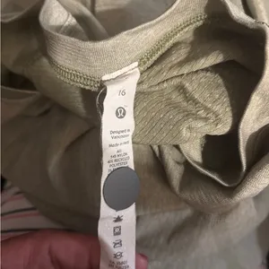Lululemon Swiftly Tech Short-Sleeve Shirt 2.0, size 16 thumbnail 8