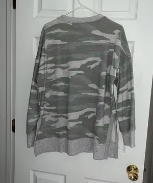 Womens Camo Pullover Sweatshirt  thumbnail 3