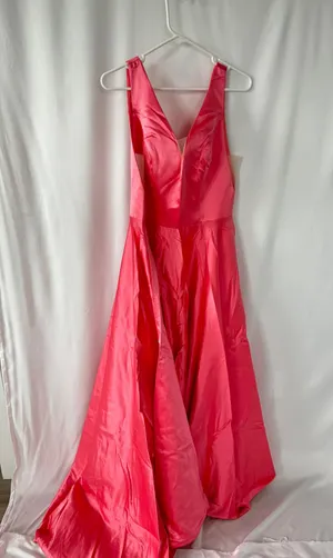 Beautiful Pink Prom/homecoming Dress thumbnail 1