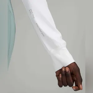 Lululemon Muscle Love Long Sleeve Shirt Top Motif White Graphic Wordmark Size 6 thumbnail 3