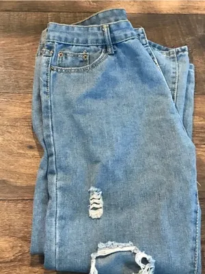 Ripped Light Blue Boyfriend Jeans - Casual Relaxed Fit thumbnail 10