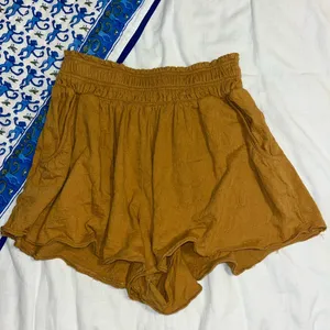 Anthropologie Daily practice shorts thumbnail 2