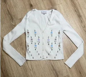 Willow & Wind Womens Small Cream Ribbed Knit Floral Embroidered Cardigan V-Neck‎ thumbnail 1