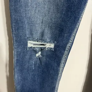 We The Free Women's Distressed Skinny Jeans Raw‎ Fringe Hem Size 28 Ankle Length thumbnail 2