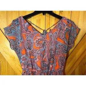 The Limited short sleeve, V-neck dress ￼size XS (1832) thumbnail 2