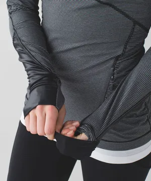 Lululemon Krisscross 1/2 Zip thumbnail 3