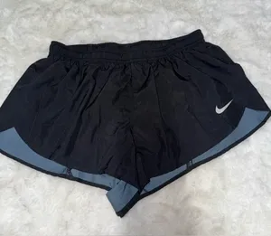 nike shorts thumbnail 1