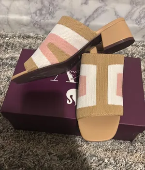 Women’s Colorblock Block Heel Slide Sandals – Size 8 thumbnail 1