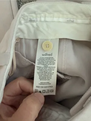 Wilfred Aritzia The Effortless Pant Cropped Beige Pleated Trousers Size 8 thumbnail 8