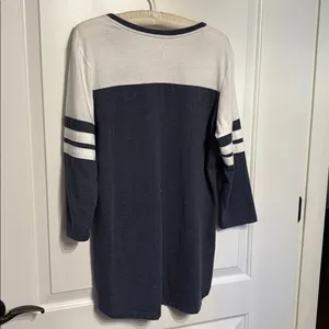 Nashville Preds Hockey Fanatics Brand Women's Tee SZ L. thumbnail 3