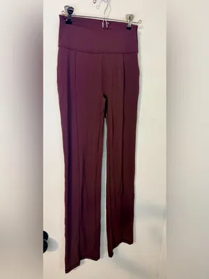 INGIA High Waist Flare Yoga Pants Plum Brown Sweetheart Seam 31” Inseam XS thumbnail 4