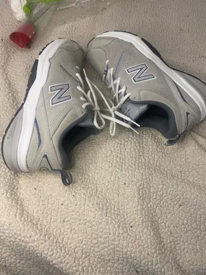 Man's Sneakers & Athletic Shoes New Balance size 88& thumbnail 5