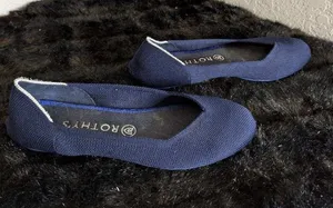 Rothy's Navy Blue The Round Toe Retired White Halo Ballet Flats EUC Size 8.5 thumbnail 1