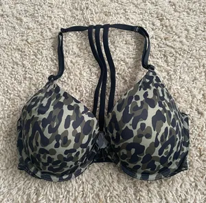Push-up Bra 32D  thumbnail 1