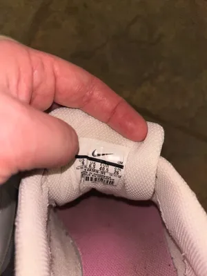 White and Pink Nike Casual Shoes thumbnail 6