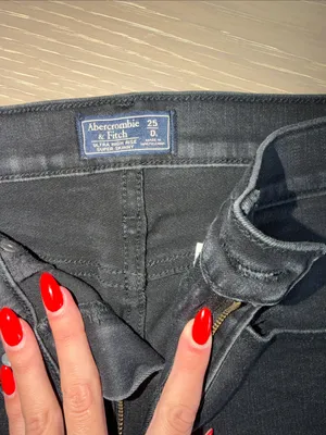 Abercrombie & Fitch Women's Black High-Rise Skinny Jeans size 25L thumbnail 2