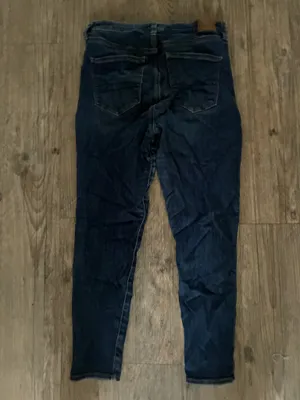 American Eagle High-Rise Dark Blue Women’s Jeans thumbnail 3